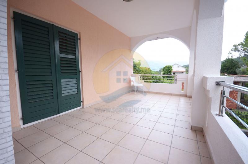 Kuća u Tivtu, 253m² 6