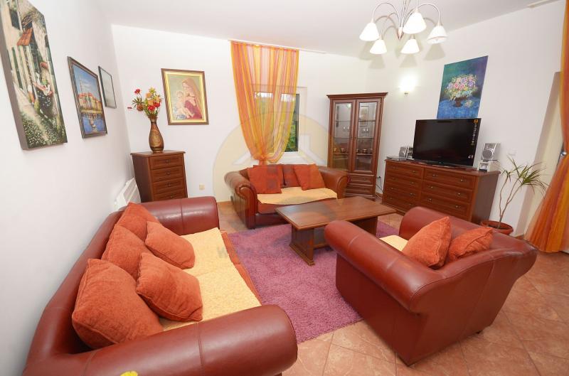 Kuća u Tivtu, 253m² 10