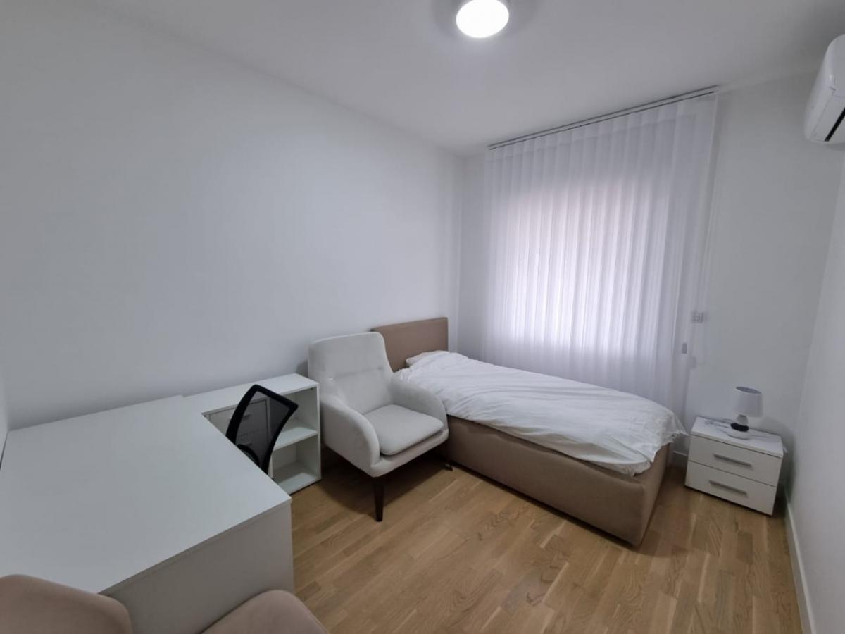 Luxurious Three-Bedroom Apartment for Sale in Rozino, Budva 5
