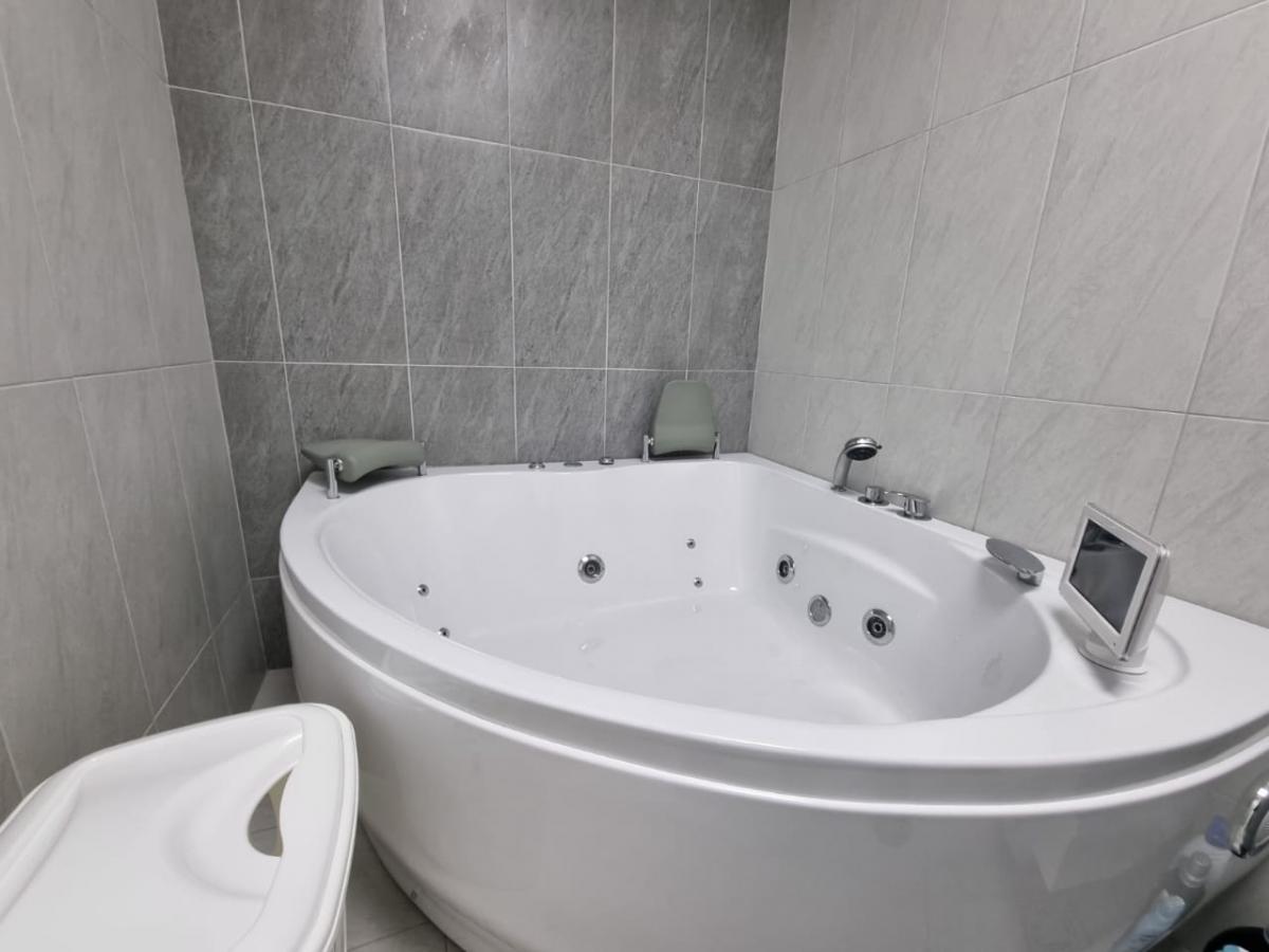 Luxurious Three-Bedroom Apartment for Sale in Rozino, Budva 8