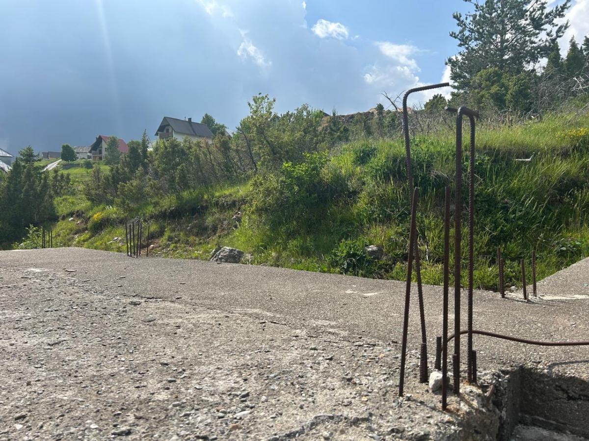 An attractive plot of 511 m² in Zabljak is for sale 5