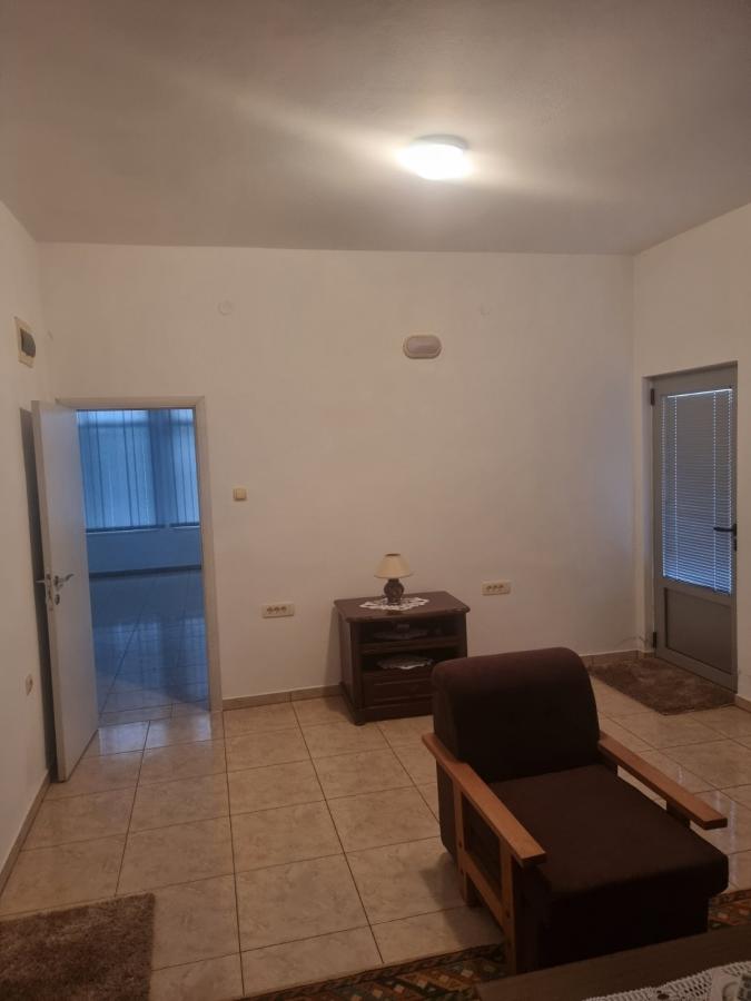 For sale: Two houses (one P+1 and one ground floor) with a total area of approx. 198 m² 13