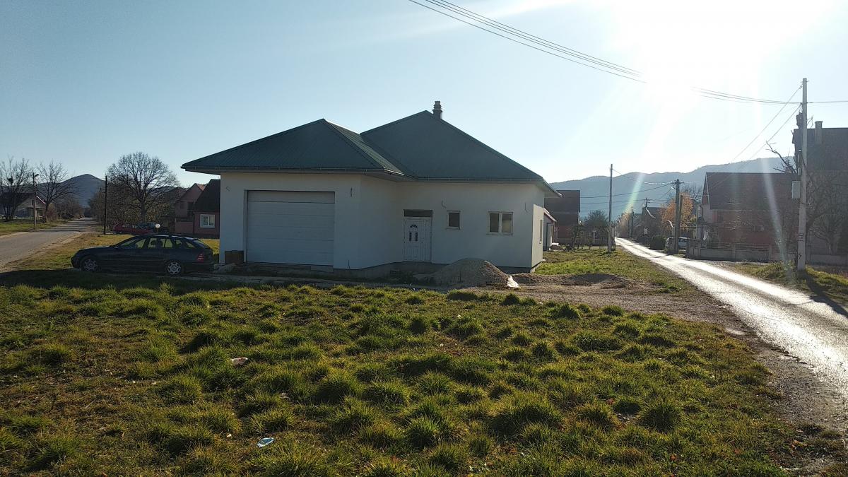 Kuća u Nikšiću, 300m²