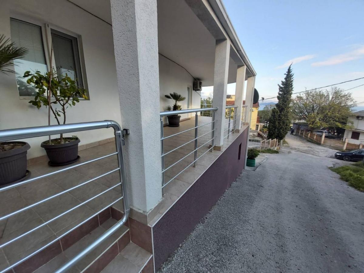 House for sale, located in Sutomore-Bar 6
