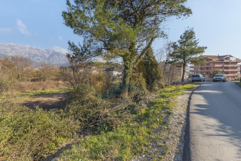 Nekretnina u Tivtu, 768m²