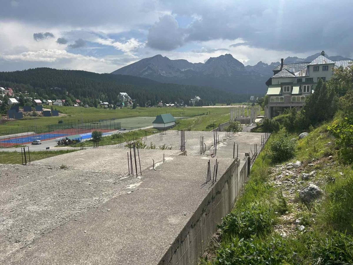 Nekretnina u Žabljak, 511m²