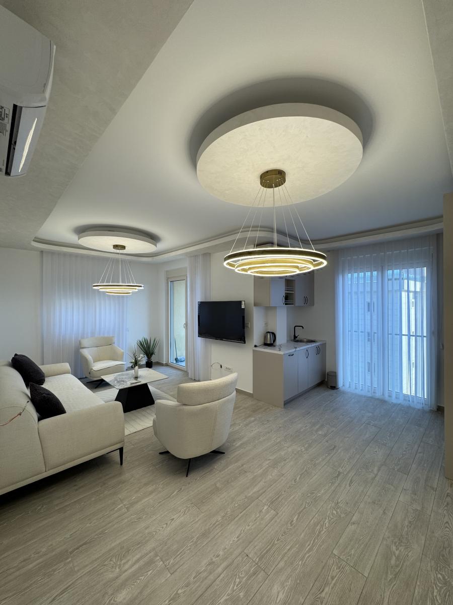 Dvosoban stan u Budvi, 74m² 7