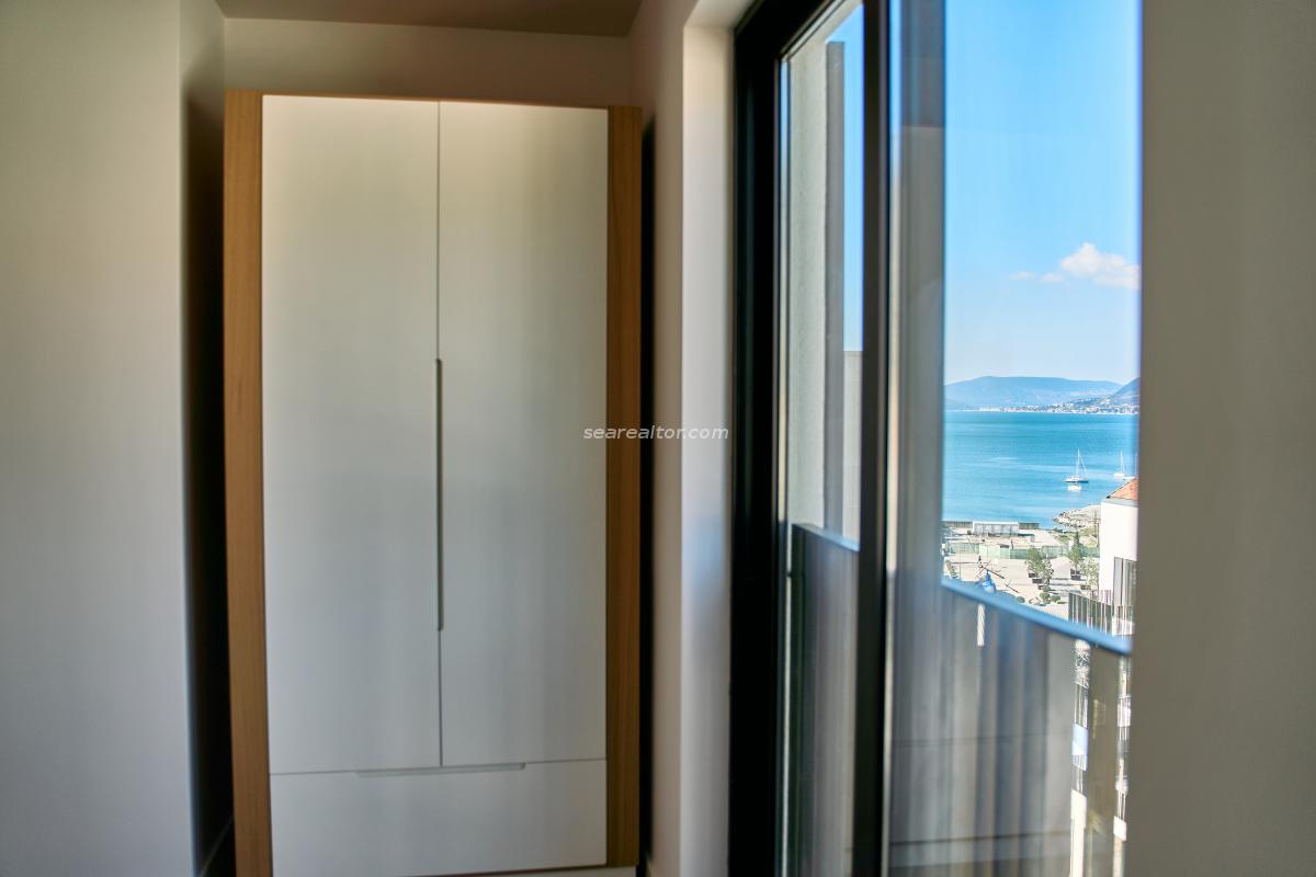 Modern Two-Bedroom Apartment in the Heart of Tivat 32
