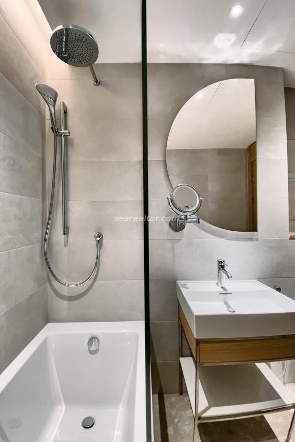 Modern Two-Bedroom Apartment in the Heart of Tivat 36