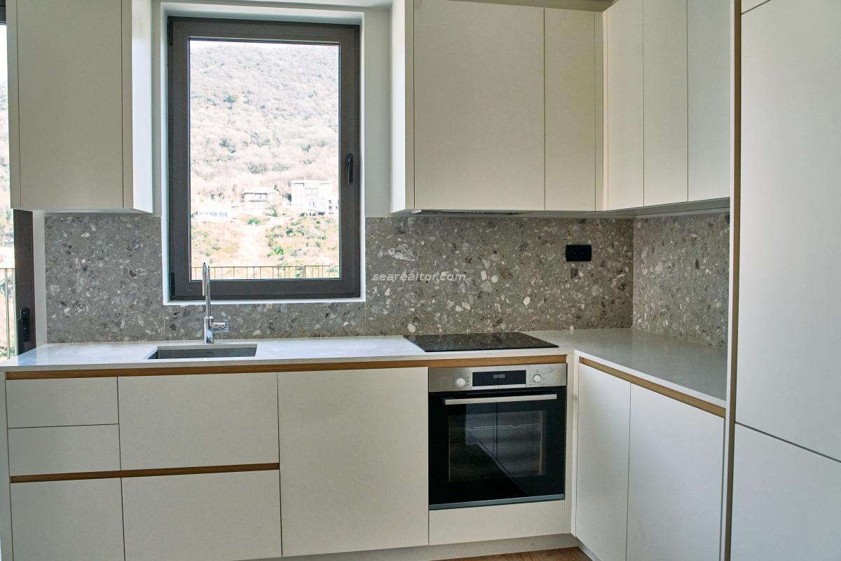 Modern Two-Bedroom Apartment in the Heart of Tivat 6