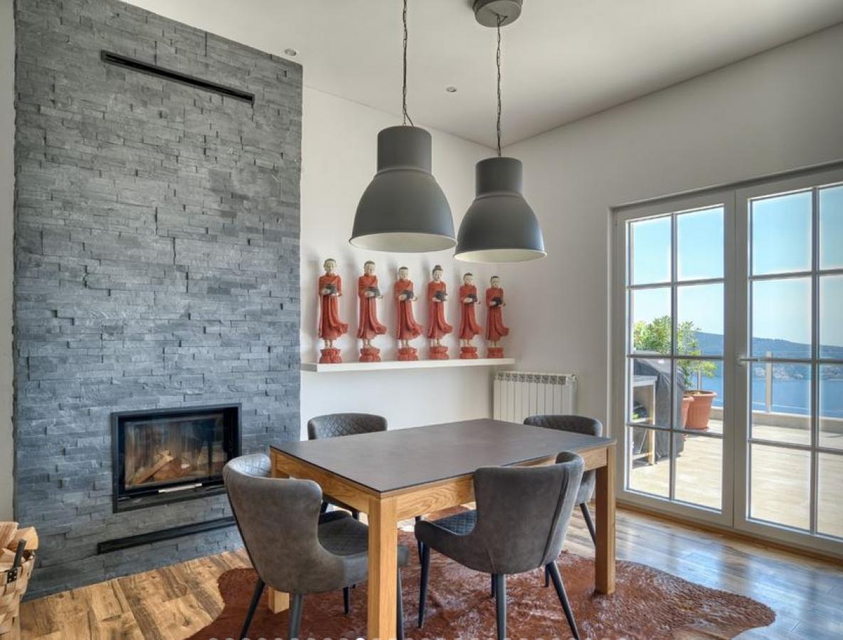 Kuća u Herceg Novom, 240m² 4