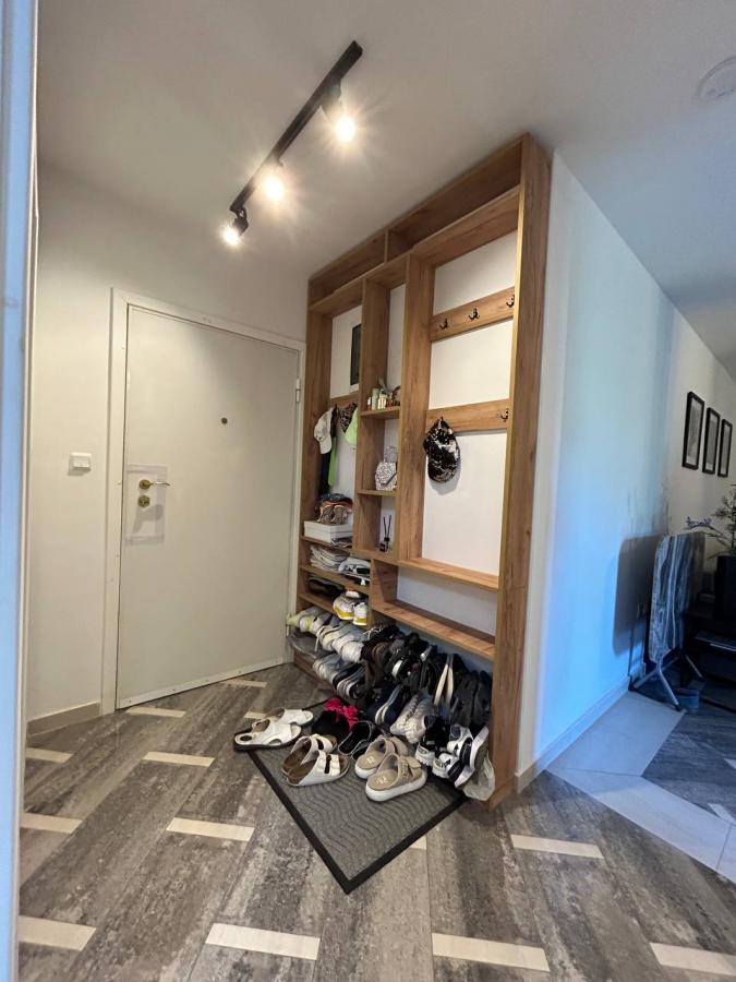 Comfortable Two-Bedroom Apartment in Seoce, Budva — 10
