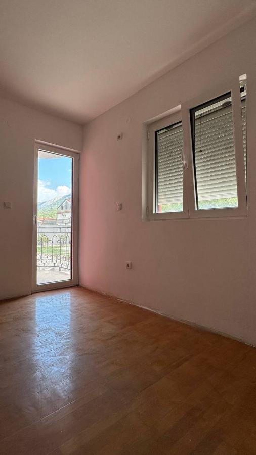 Apartment 79 m2 in Lastva Grbaljska with Terrace, Parking and Pool 8