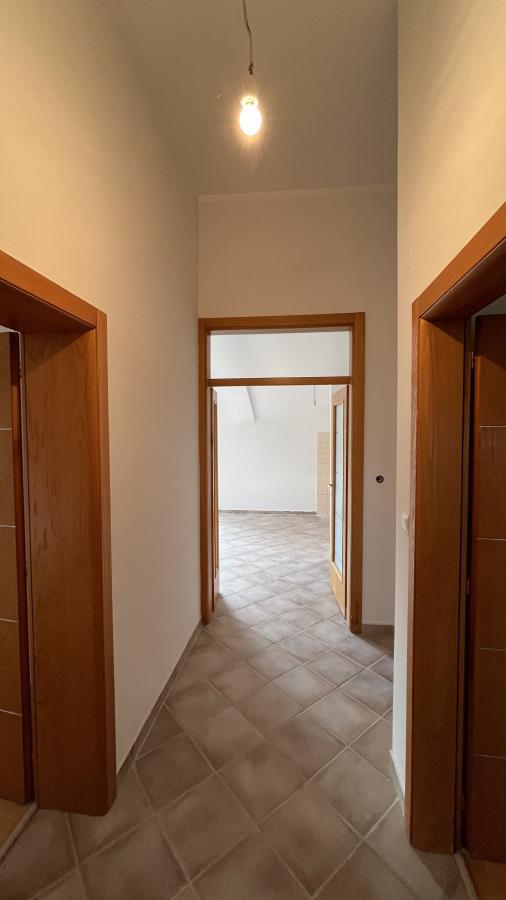 New 79 m2 Apartment in Lastva Grbaljska, Top Floor with High Ceilings, Terrace and Parking 2