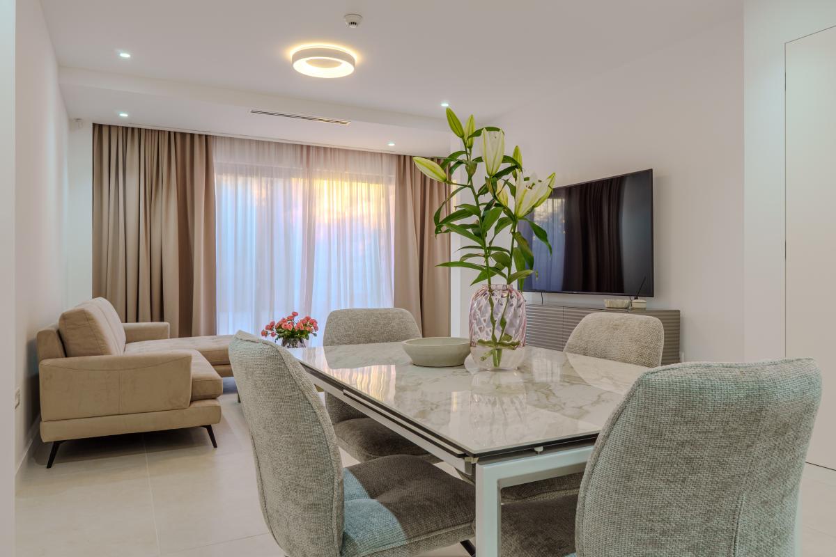 Luxury townhouse 286m2, with sea view, Tivat 43