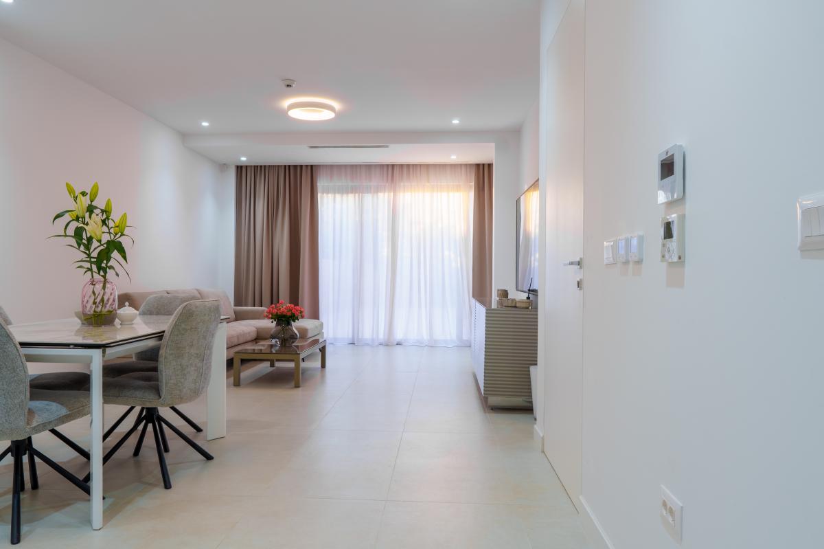 Luxury townhouse 312m2, with sea view, Tivat 41