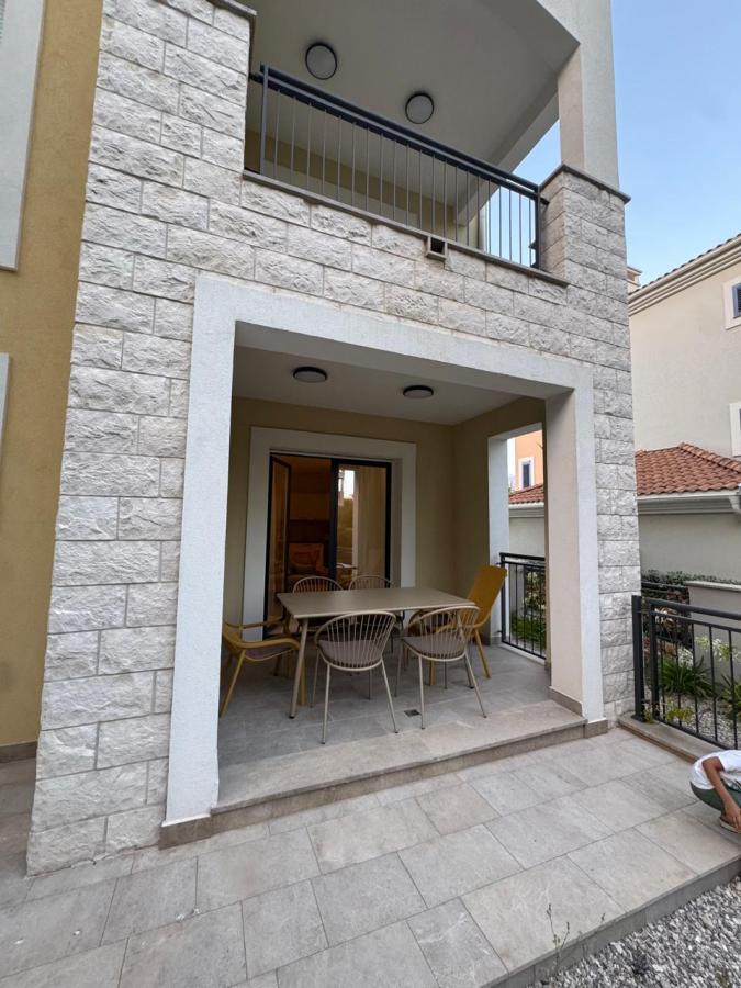 Dvosoban stan u Tivtu, 79m² 11