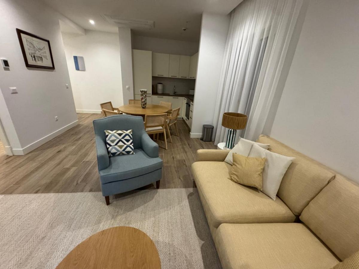 Dvosoban stan u Tivtu, 79m² 8