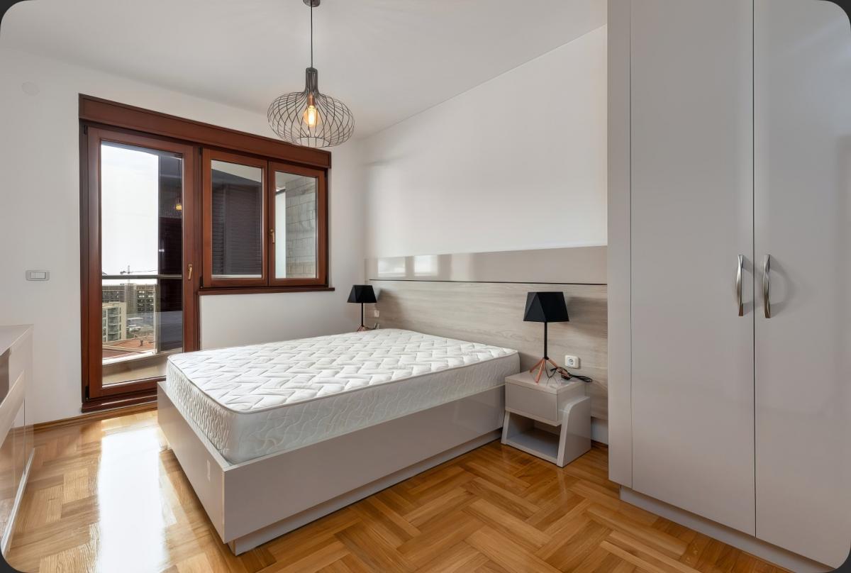 Modern apartments with sea view in a new residential complex in Becici 12