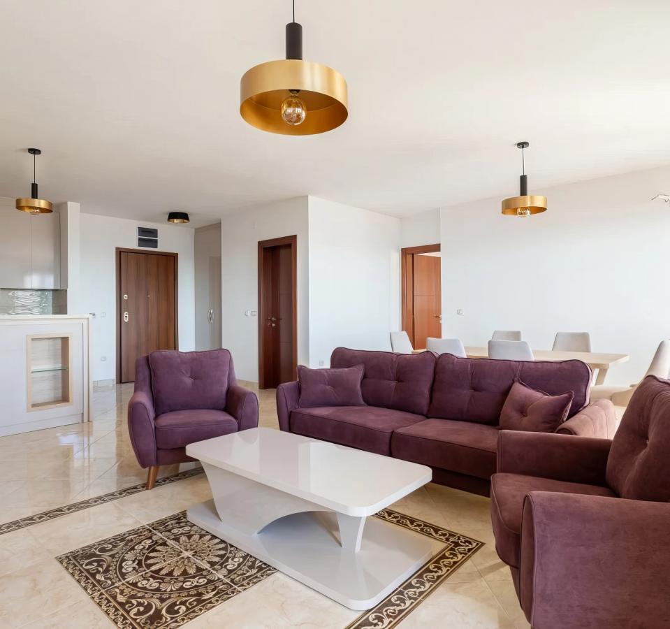 Modern apartments with sea view in a new residential complex in Becici 22