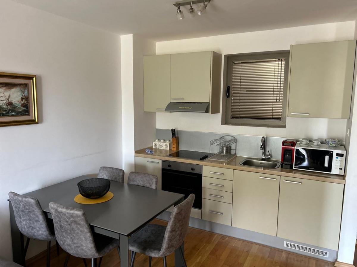 Bright apartment with a large terrace near the beaches of Milocer — Przno, Budva 6