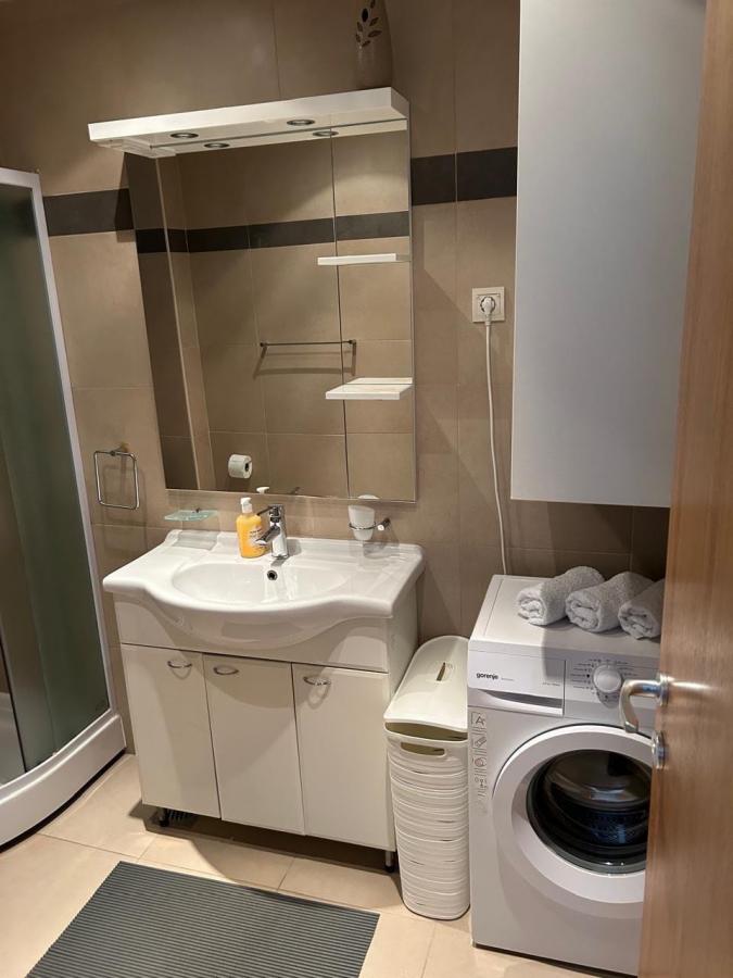 Bright apartment with a large terrace near the beaches of Milocer — Przno, Budva 9