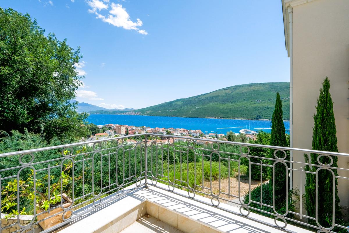 Elegant residence near Porto Novi — 3 bedrooms and premium comfort 4