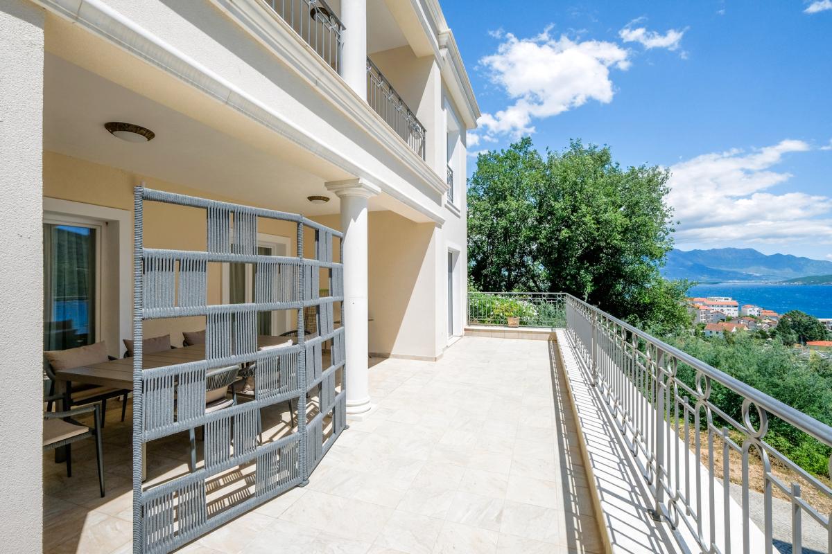 Elegant residence near Porto Novi — 3 bedrooms and premium comfort 69
