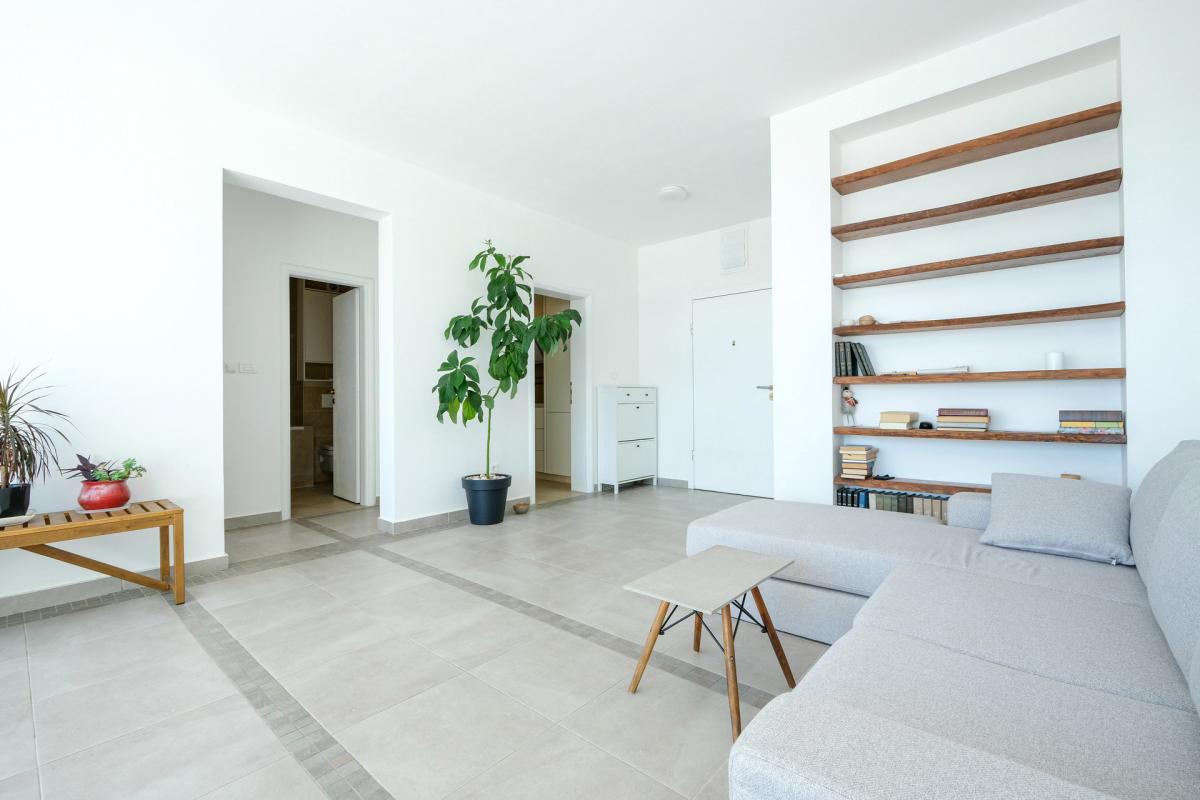 Bright apartment with panoramic view of Budva — 65 m2 comfort and space 13