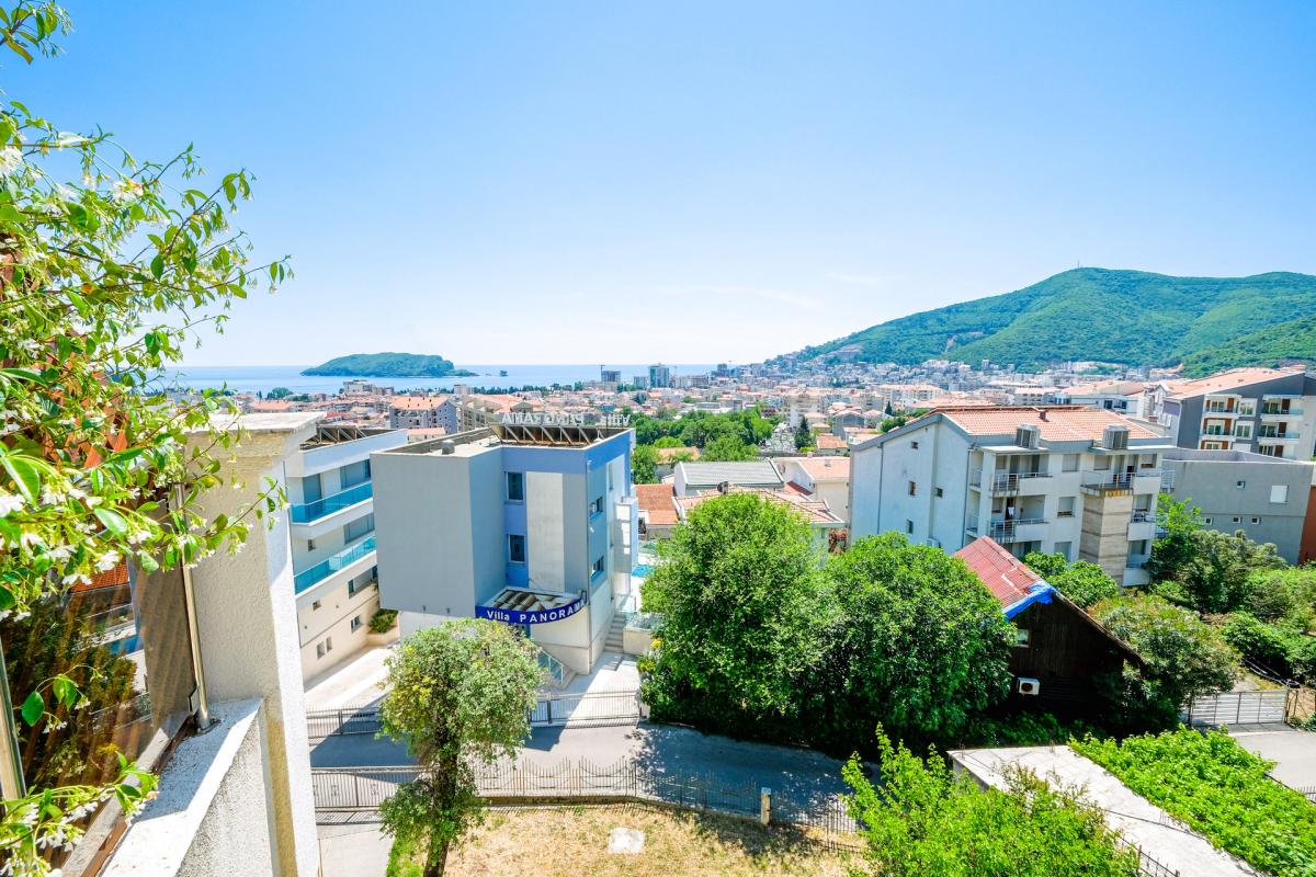 Bright apartment with panoramic view of Budva — 65 m2 comfort and space 26