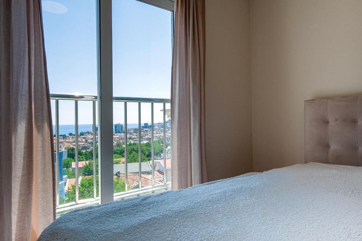 Bright apartment with panoramic view of Budva — 65 m2 comfort and space 4
