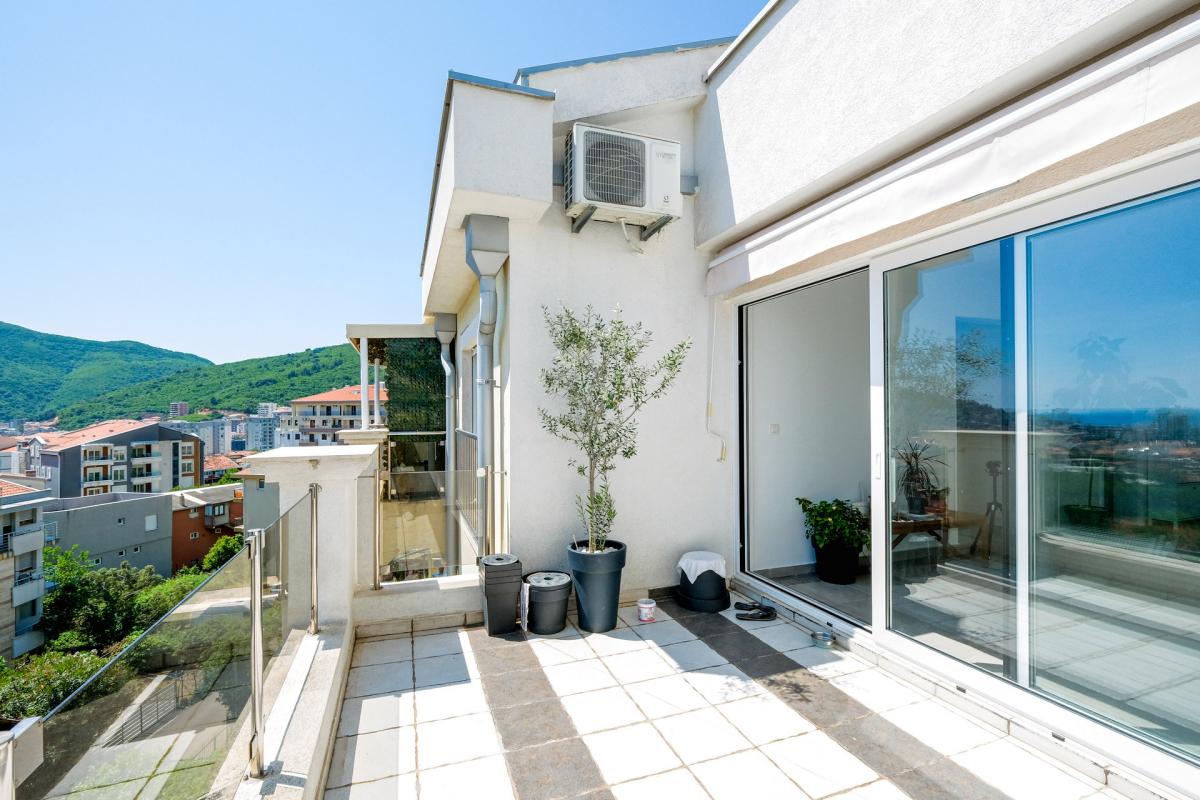 Bright apartment with panoramic view of Budva — 65 m2 comfort and space 6