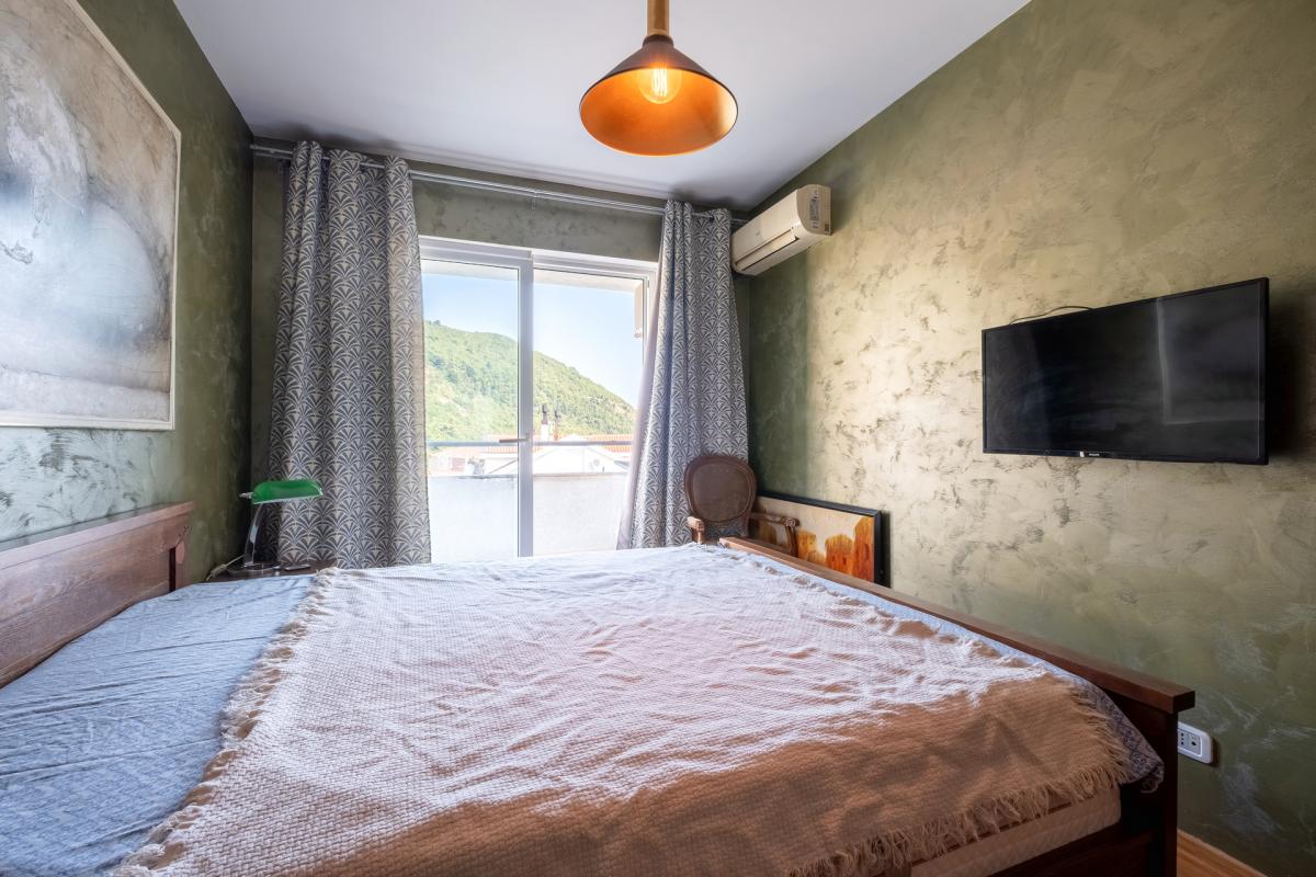 Comfortable 2 bedroom apartment with sea view in Lazi area, Budva 13