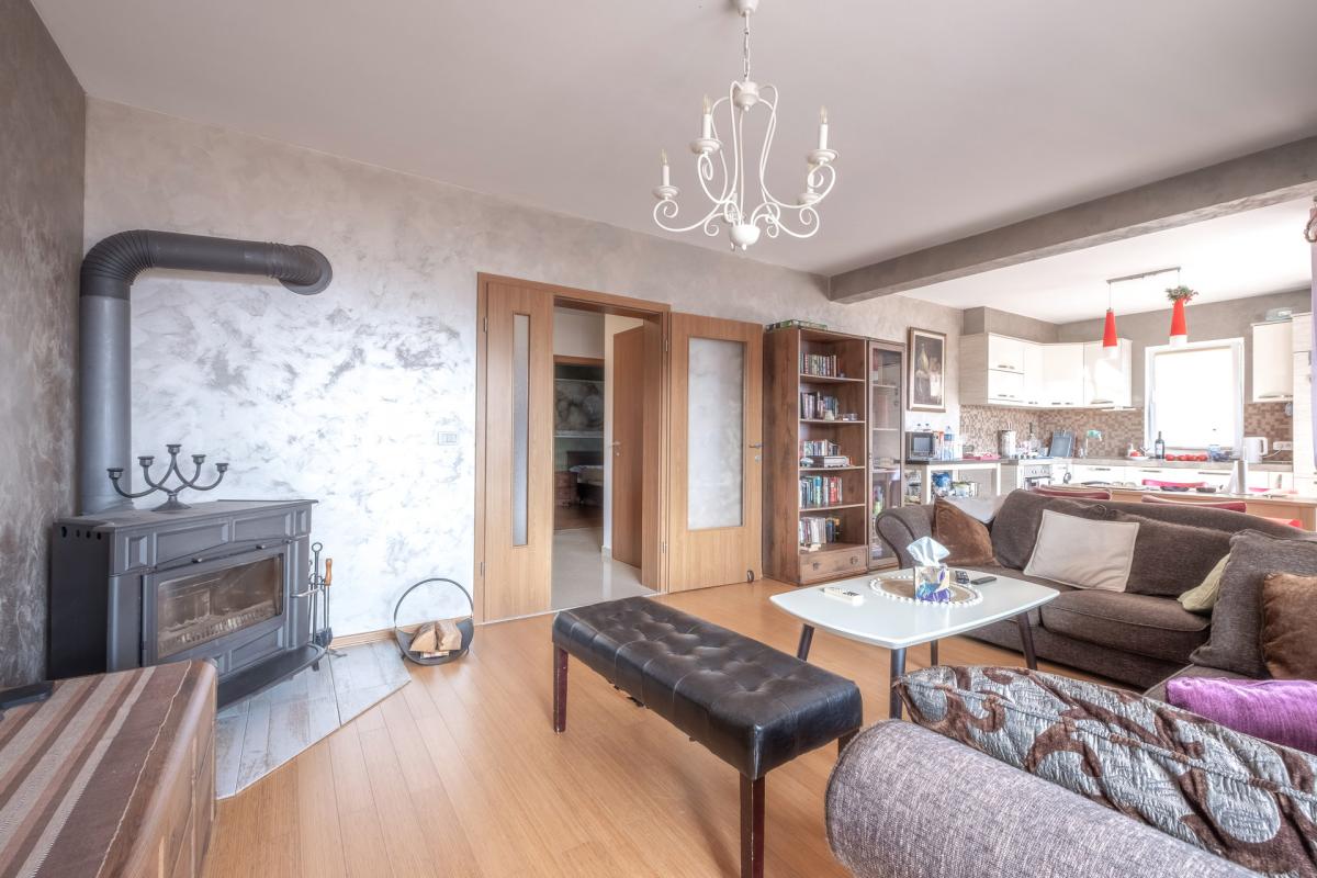 Comfortable 2 bedroom apartment with sea view in Lazi area, Budva 25