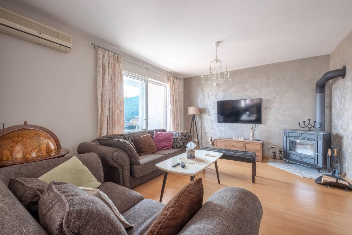 Comfortable 2 bedroom apartment with sea view in Lazi area, Budva 33
