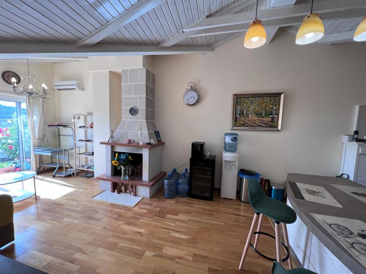 Exclusive apartment just steps from the sea with panoramic views – Bigovo 2