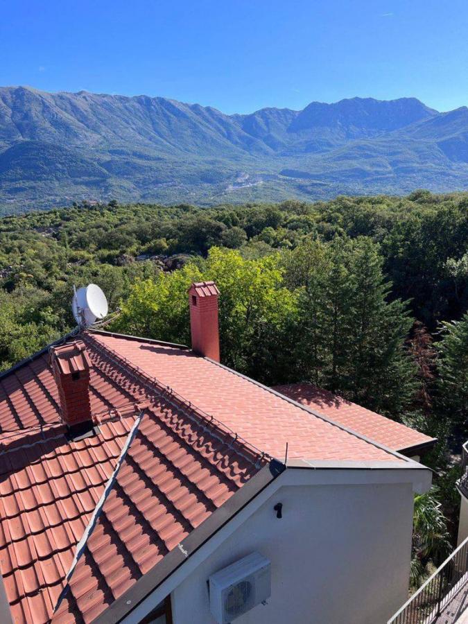 Exclusive apartment just steps from the sea with panoramic views – Bigovo 5