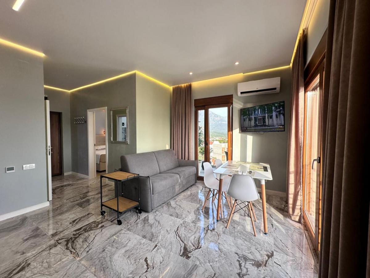 Penthouse with Panoramic Sea View, Tivat 3