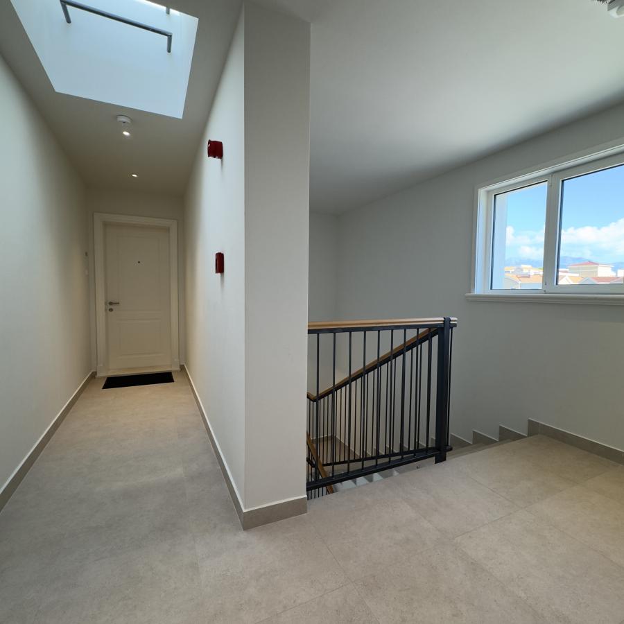 Dvosoban stan u Tivtu, 98m² 32