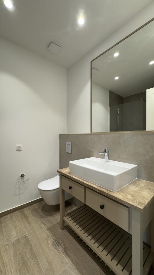Dvosoban stan u Tivtu, 98m² 44