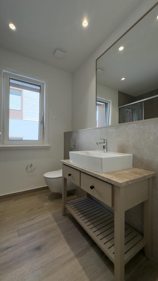 Dvosoban stan u Tivtu, 98m² 48
