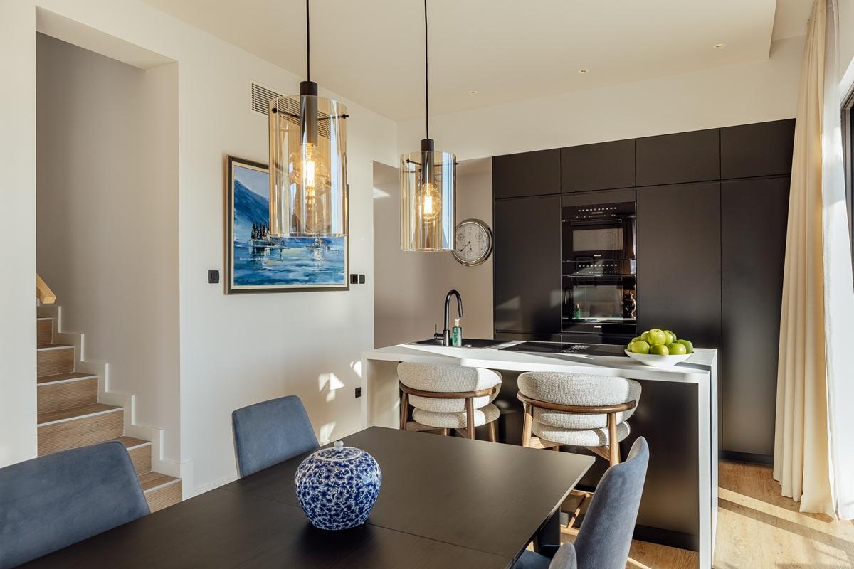 Luxury Penthouse with Sea Views in Porto Montenegro 16