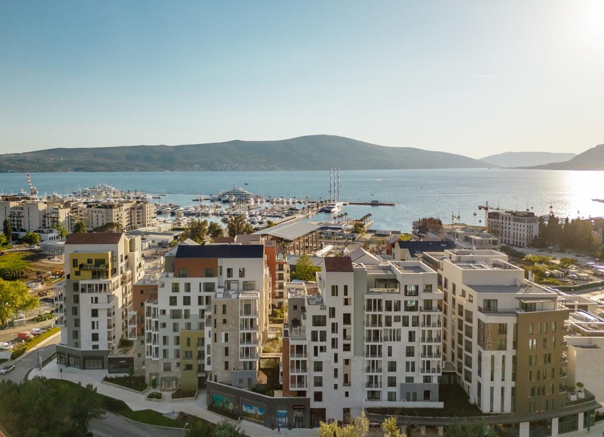 Luxury Penthouse with Sea Views in Porto Montenegro 3