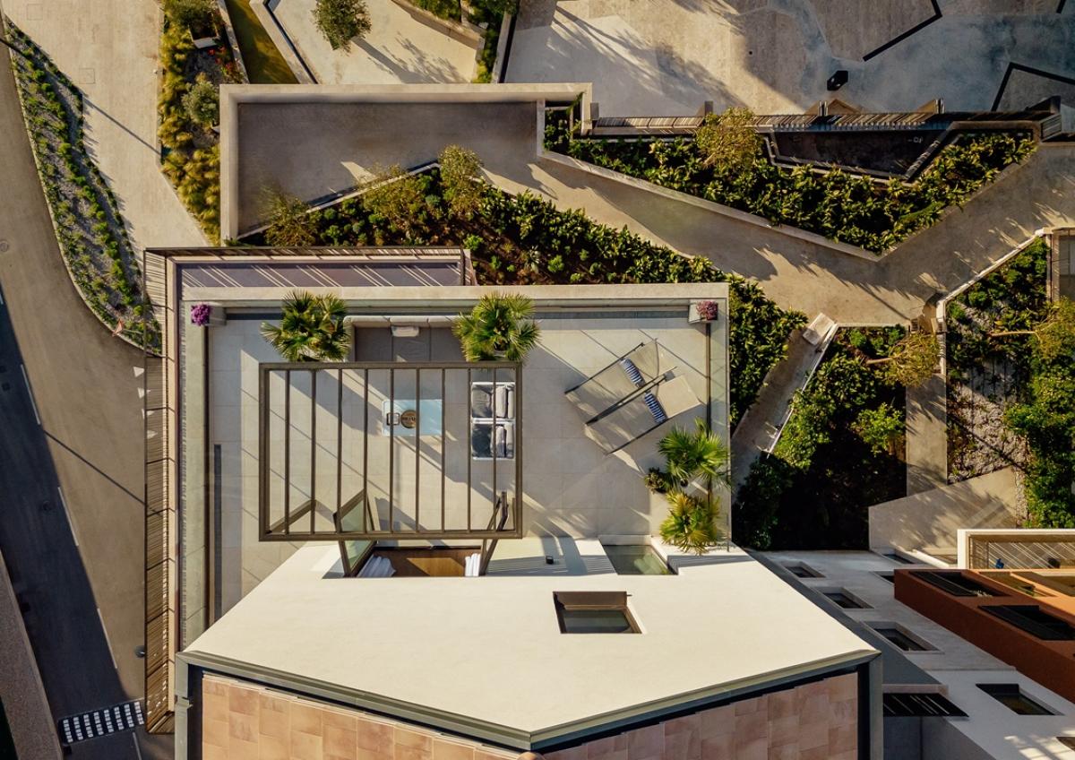 Luxury Penthouse with Sea Views in Porto Montenegro 48