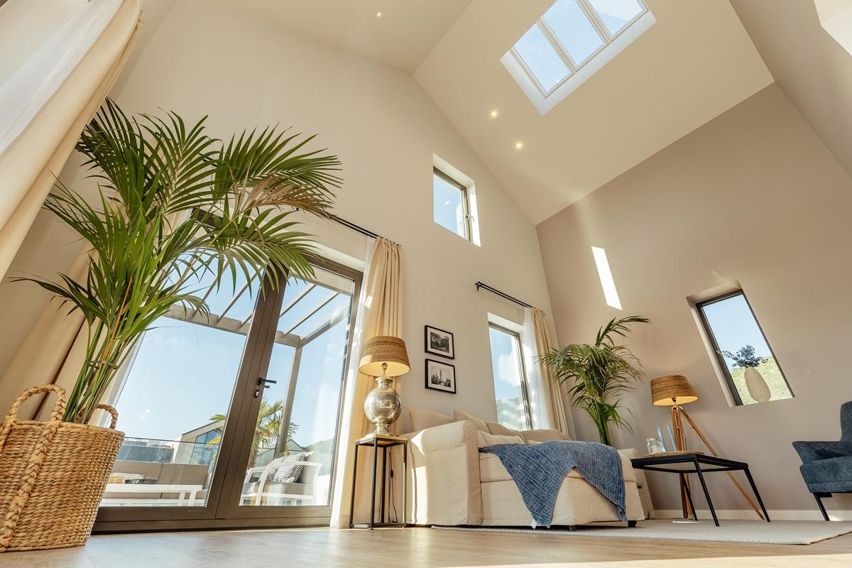 Luxury Penthouse with Sea Views in Porto Montenegro 10