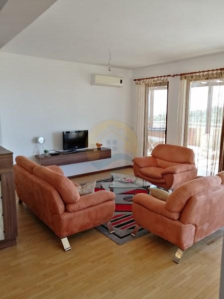Četvorosoban stan u Budvi, 200m² 13