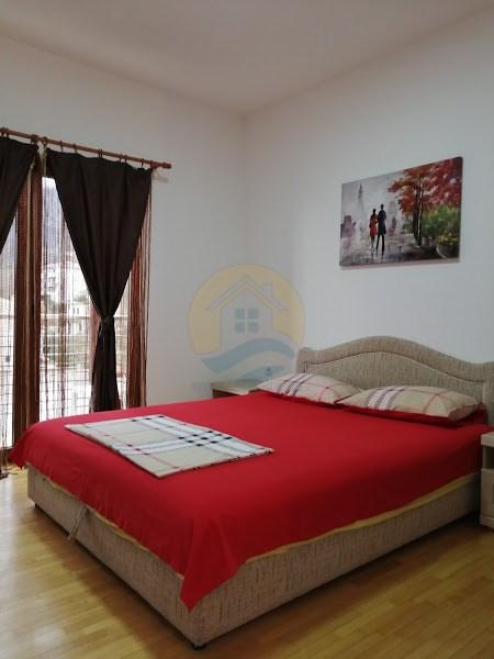 Četvorosoban stan u Budvi, 200m² 26