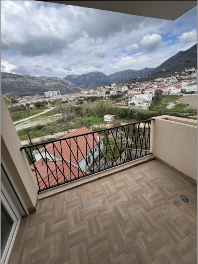 One-bedroom apartment in a new building - Makedonsko naselje, Bar 8