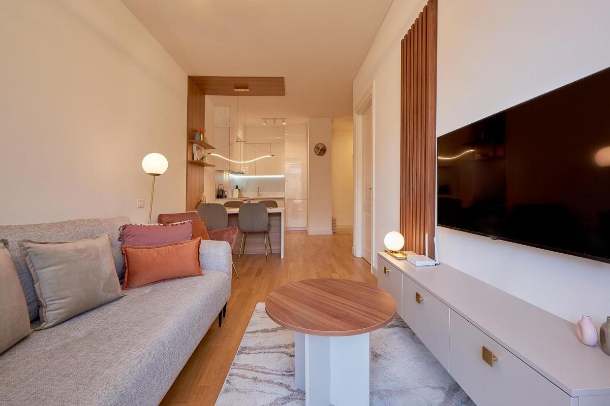 One-Bedroom Apartment with Sea View 12