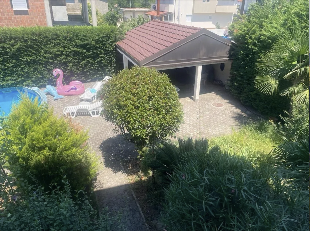 Three-bedroom apartment with pool - Polje, Bar 4